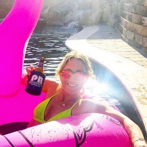 Meet your Posher, Caroline